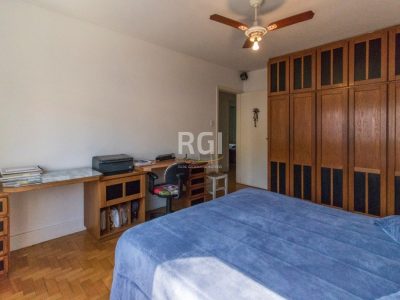 Apartamento à venda com 182m², 3 quartos, 2 suítes, 1 vaga no bairro Bom Fim em Porto Alegre - Foto 3