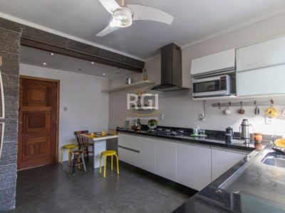 Apartamento à venda com 182m², 3 quartos, 2 suítes, 1 vaga no bairro Bom Fim em Porto Alegre - Foto 12