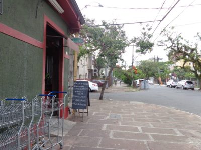 Casa Condominio à venda com 159m², 2 quartos, 1 suíte, 2 vagas no bairro Menino Deus em Porto Alegre - Foto 7