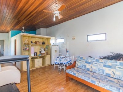 Casa à venda com 200m², 5 quartos, 6 vagas no bairro Santa Tereza em Porto Alegre - Foto 16