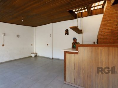 Casa à venda com 200m², 3 quartos, 1 suíte, 2 vagas no bairro Passo d'Areia em Porto Alegre - Foto 47