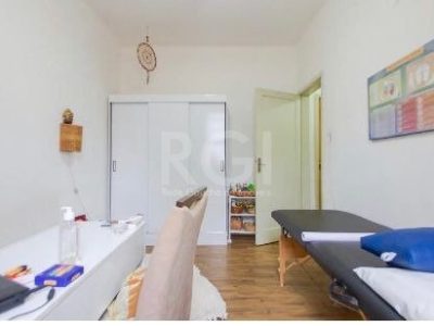 Apartamento à venda com 72m², 3 quartos no bairro Petrópolis em Porto Alegre - Foto 9