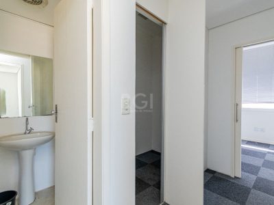 Conjunto/Sala à venda com 45m² no bairro Praia de Belas em Porto Alegre - Foto 15