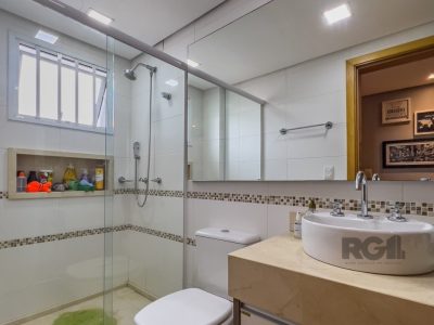 Apartamento à venda com 121m², 3 quartos, 1 suíte, 3 vagas no bairro Passo d'Areia em Porto Alegre - Foto 16