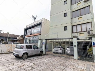 Apartamento à venda com 104m², 3 quartos, 1 vaga no bairro Medianeira em Porto Alegre - Foto 2