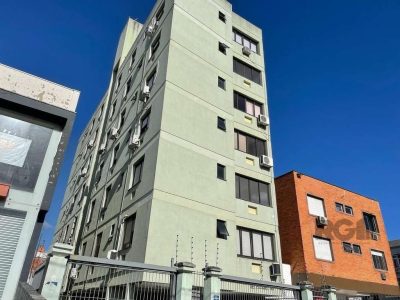 Apartamento à venda com 104m², 3 quartos, 1 vaga no bairro Medianeira em Porto Alegre - Foto 3