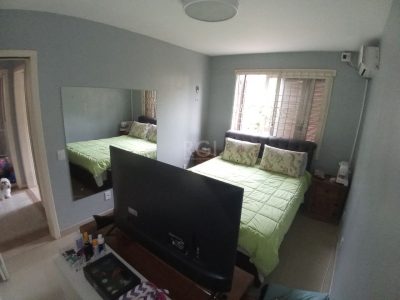 Apartamento à venda com 69m², 2 quartos no bairro Medianeira em Porto Alegre - Foto 5