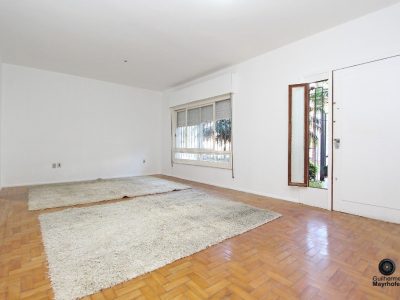 Casa à venda com 286m², 3 quartos, 1 suíte no bairro Auxiliadora em Porto Alegre - Foto 4