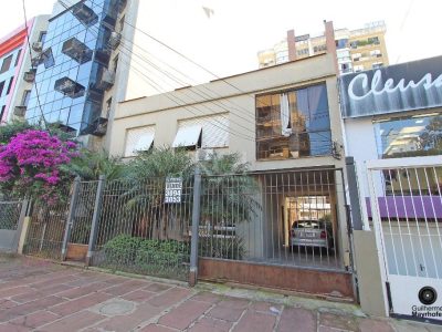 Casa à venda com 286m², 3 quartos, 1 suíte no bairro Auxiliadora em Porto Alegre - Foto 45