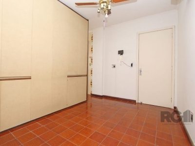 Apartamento à venda com 148m², 3 quartos, 1 suíte, 2 vagas no bairro Rio Branco em Porto Alegre - Foto 7