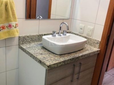 Apartamento à venda com 63m², 2 quartos, 1 suíte, 1 vaga no bairro Medianeira em Porto Alegre - Foto 10