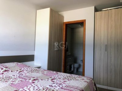 Apartamento à venda com 63m², 2 quartos, 1 suíte, 1 vaga no bairro Medianeira em Porto Alegre - Foto 15