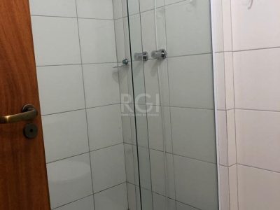 Apartamento à venda com 63m², 2 quartos, 1 suíte, 1 vaga no bairro Medianeira em Porto Alegre - Foto 18