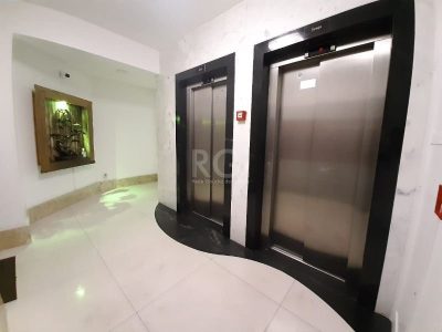 Apartamento à venda com 190m², 4 quartos, 4 suítes, 3 vagas no bairro Navegantes em Capão da Canoa - Foto 35