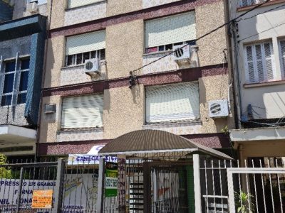 Apartamento à venda com 96m², 3 quartos no bairro Santana em Porto Alegre - Foto 2