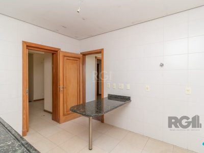 Casa à venda com 360m², 4 quartos, 2 suítes, 3 vagas no bairro Menino Deus em Porto Alegre - Foto 12