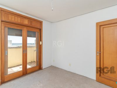 Casa à venda com 360m², 4 quartos, 2 suítes, 3 vagas no bairro Menino Deus em Porto Alegre - Foto 27