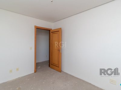 Casa à venda com 360m², 4 quartos, 2 suítes, 3 vagas no bairro Menino Deus em Porto Alegre - Foto 37