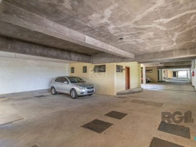 Casa à venda com 360m², 4 quartos, 2 suítes, 3 vagas no bairro Menino Deus em Porto Alegre - Foto 60