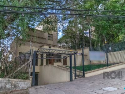 Casa à venda com 360m², 4 quartos, 2 suítes, 3 vagas no bairro Menino Deus em Porto Alegre - Foto 65