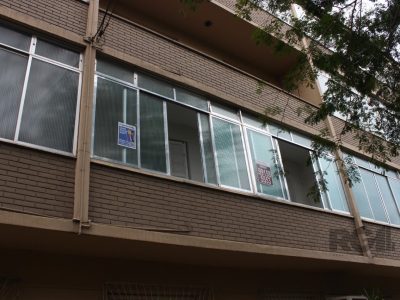 Apartamento à venda com 66m², 2 quartos, 1 vaga no bairro Navegantes em Porto Alegre - Foto 5