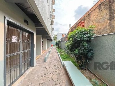 Apartamento à venda com 55m², 2 quartos, 1 vaga no bairro Cristal em Porto Alegre - Foto 3