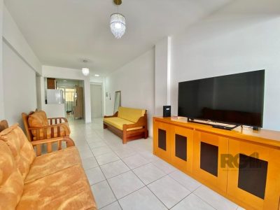 Apartamento à venda com 80m², 2 quartos, 1 suíte, 1 vaga no bairro Navegantes em Capão da Canoa - Foto 4