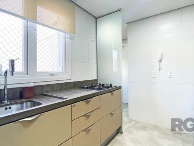 Apartamento à venda com 99m², 3 quartos, 1 suíte, 2 vagas no bairro Menino Deus em Porto Alegre - Foto 10