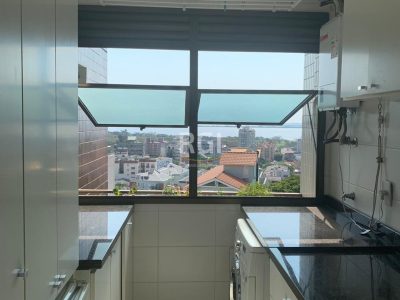 Apartamento à venda com 125m², 3 quartos, 1 suíte, 2 vagas no bairro Menino Deus em Porto Alegre - Foto 12