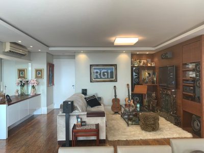 Apartamento à venda com 125m², 3 quartos, 1 suíte, 2 vagas no bairro Menino Deus em Porto Alegre - Foto 4