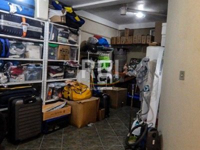 Casa à venda com 133m², 3 quartos, 4 vagas no bairro Vila Jardim em Porto Alegre - Foto 19