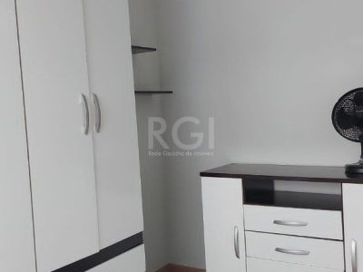 Apartamento à venda com 95m², 2 quartos, 1 suíte, 1 vaga no bairro Jardim Itu em Porto Alegre - Foto 16