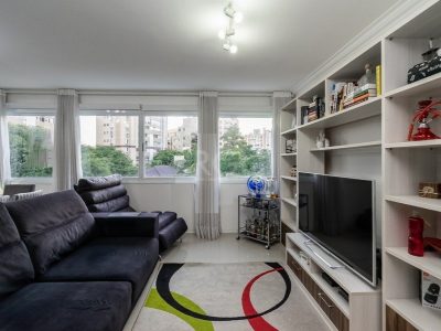 Apartamento à venda com 80m², 2 quartos, 1 suíte, 2 vagas no bairro Petrópolis em Porto Alegre - Foto 5