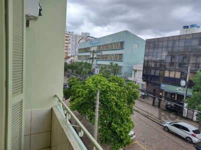 Apartamento à venda com 77m², 2 quartos no bairro Floresta em Porto Alegre - Foto 4