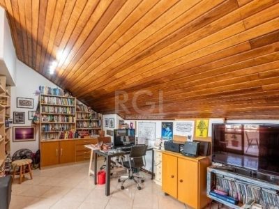 Casa Condominio à venda com 204m², 3 quartos, 1 suíte, 2 vagas no bairro Cristal em Porto Alegre - Foto 25