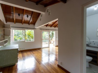 Casa à venda com 190m², 3 quartos, 1 suíte, 3 vagas no bairro Ipanema em Porto Alegre - Foto 46