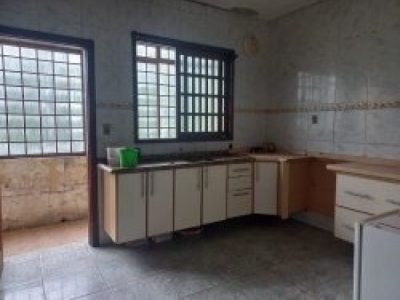 Sobrado à venda com 340m², 5 quartos, 4 vagas no bairro Glória em Porto Alegre - Foto 5