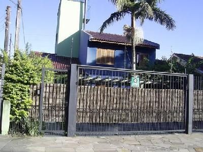 Casa à venda com 258m², 3 quartos, 3 suítes, 2 vagas no bairro Ipanema em Porto Alegre - Foto 13