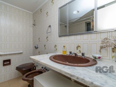 Apartamento à venda com 129m², 3 quartos, 1 suíte, 1 vaga no bairro Auxiliadora em Porto Alegre - Foto 6