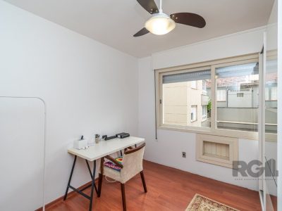 Apartamento à venda com 129m², 3 quartos, 1 suíte, 1 vaga no bairro Auxiliadora em Porto Alegre - Foto 8