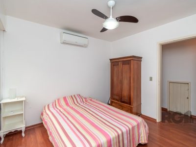 Apartamento à venda com 129m², 3 quartos, 1 suíte, 1 vaga no bairro Auxiliadora em Porto Alegre - Foto 11