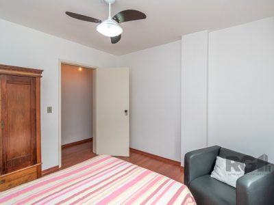 Apartamento à venda com 129m², 3 quartos, 1 suíte, 1 vaga no bairro Auxiliadora em Porto Alegre - Foto 12