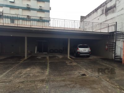 Apartamento à venda com 167m², 3 quartos, 1 suíte, 1 vaga no bairro Moinhos de Vento em Porto Alegre - Foto 10