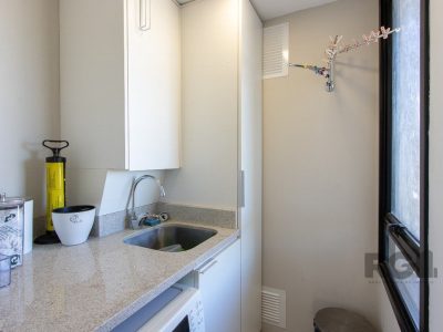 Apartamento à venda com 70m², 2 quartos, 1 suíte, 2 vagas no bairro Jardim Botânico em Porto Alegre - Foto 12