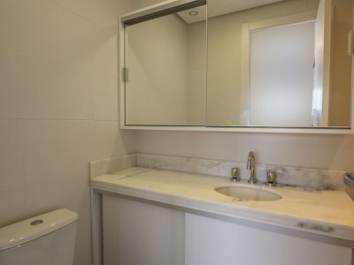 Apartamento à venda com 65m², 3 quartos, 1 suíte, 2 vagas no bairro Petrópolis em Porto Alegre - Foto 19