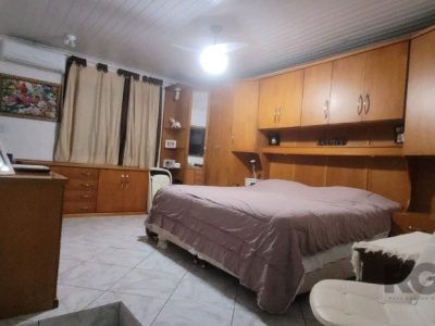 Casa à venda com 845m², 2 quartos, 1 suíte, 3 vagas no bairro Ipanema em Porto Alegre - Foto 11