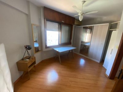 Apartamento à venda com 63m², 2 quartos, 1 vaga no bairro Menino Deus em Porto Alegre - Foto 9