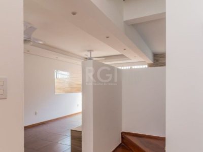 Casa Condominio à venda com 85m², 3 quartos, 1 suíte, 1 vaga no bairro Ipanema em Porto Alegre - Foto 8