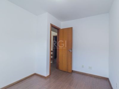 Casa Condominio à venda com 85m², 3 quartos, 1 suíte, 1 vaga no bairro Ipanema em Porto Alegre - Foto 12