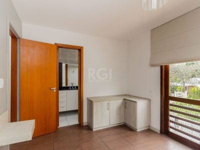 Casa Condominio à venda com 85m², 3 quartos, 1 suíte, 1 vaga no bairro Ipanema em Porto Alegre - Foto 16